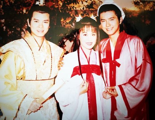 古天乐梁小冰经典分享:圆月弯刀,爱是一种信仰。+