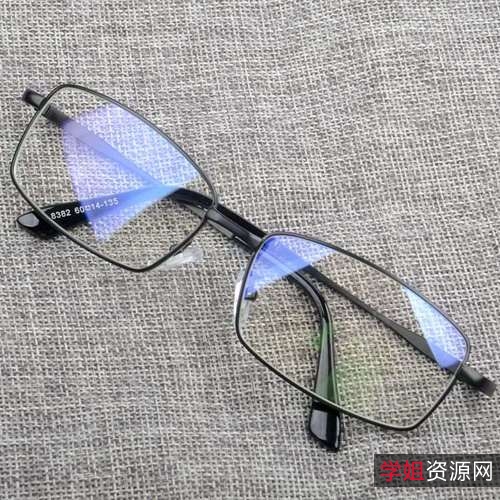 打电脑眼睛疲劳怎么办？有了「360护眼神器」+，从此告别辐射+，还你一双明亮的眼睛！