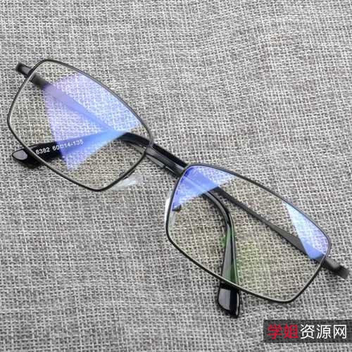 打电脑眼睛疲劳怎么办？有了「360护眼神器」+，从此告别辐射+，还你一双明亮的眼睛！