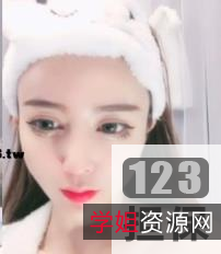 安慕希baby露脸首秀，新年礼物，全网热搜，身材在线，颜值同样在线，清晰度高，表演给力，新年快乐！