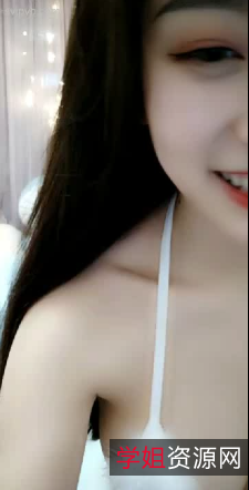 欣欣，sifangtv上的可爱主播：完美身材、小苹果颜值和精彩表演