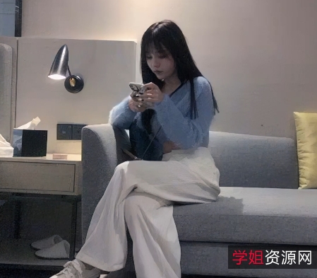 《兰兰鹿鹿：交友门事件绝版合集，可爱与活力共振！》