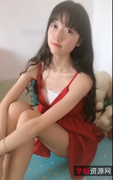 《{{网红名字}}的绝版合集：63万粉丝的舞蹈梦想》