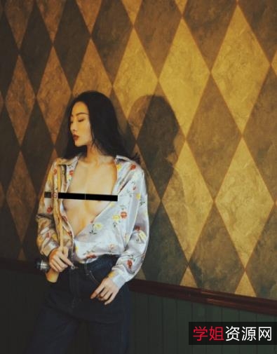 斗鱼超级人气高品质国模之光高冷学生妹【国模】高冷女神（逗本逗鸭）最新散播有尺度私拍合集[16V-346M]