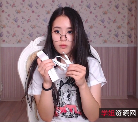 某推人气火爆超可爱美女国际CB站超敏感（可爱镜娘li_chang）最新合集【7V-1.27G】