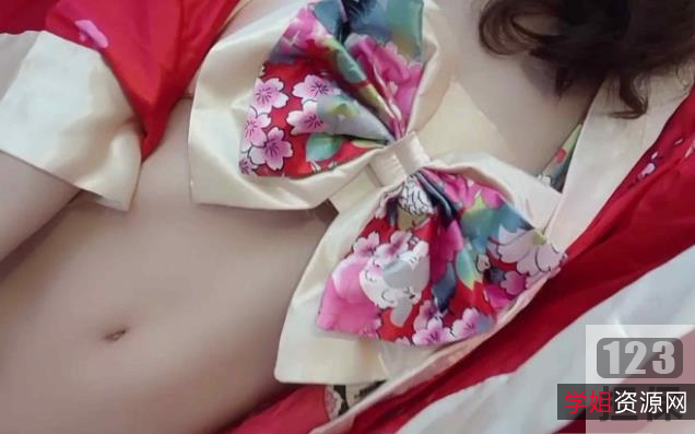 涂鸦诗柔姐妹花:超人气浮力姬,颜值高玉腿白哲修长,玩具道具紫薇秀百合,47.2G资源火爆全网