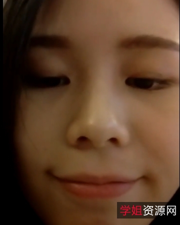 网红贾雯:温文儒雅的小家碧玉,与男友互动的作品