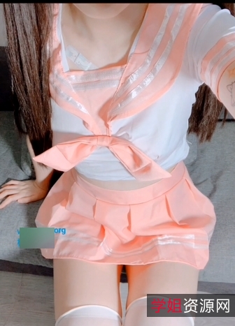粉红JK服装,网红小姐姐飘零让你心动!