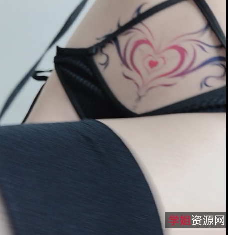 山本优木:白色过膝袜美女,完美大腿写真集