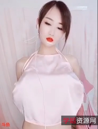 兔小软定制露脸视频：性感漂亮的网络小仙女