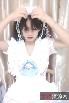 佳佳小宝贝火爆网络,超可爱小美女热舞有尺度诱惑!