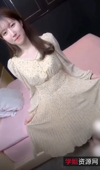 美眉1V136M百度云：高颜值甜美狂舔猛舔，就地政法永久链接