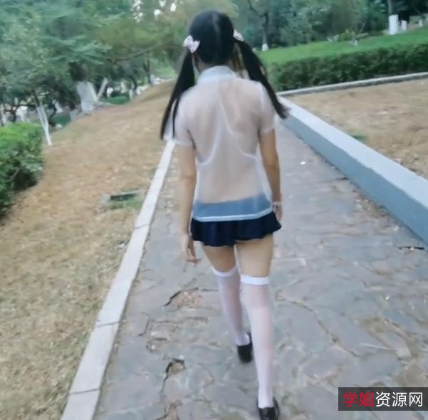 FSS冯珊珊网红纯视频格式工厂外出打野奇妙经历