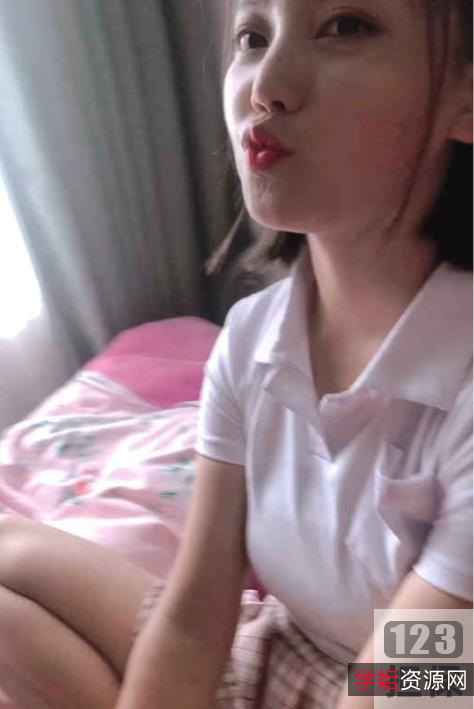 82社区女友系列依云来日方长小板凳:老人斗士实力演技钢炮鸽鸽忍耐度,72套5.2资源实用性大包装