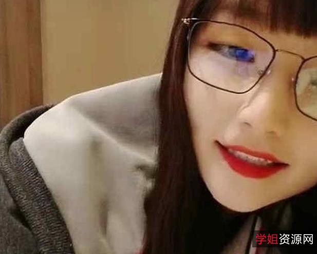 骚气眼镜妹斗鱼主播自我安慰剧情合集