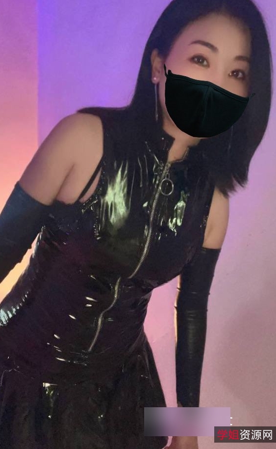 珠海美腿玉足小姐姐LISA私拍合集