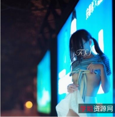 冯珊珊有尺度展示合集