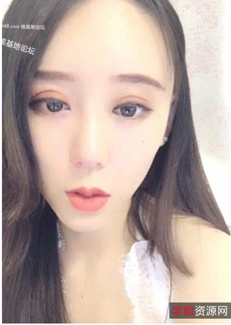 虎牙美女艾薇儿baby合集