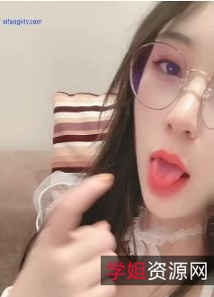 砂糖女神：烧嫩美腿，A4腰