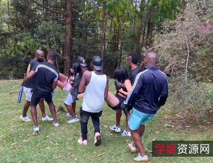 《IsabellaUzcategui合集1：黑鬼肛J欧美群p女主》-3V-7.4G