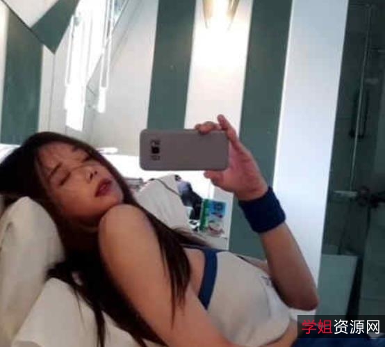 韩国TS网红赵汝珍:颜值整容美腿软妹音,4.3G视频不容错过