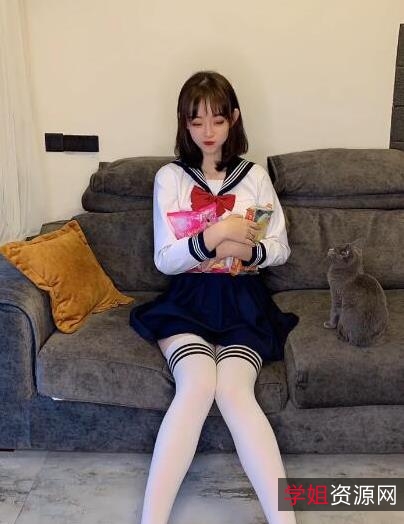 火辣热舞视频全集，你的李老师震撼登场！