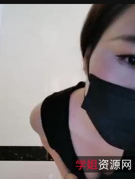 妖媚婷儿户外自拍短视频合集:老头、建筑工、年轻小伙、滴滴司机