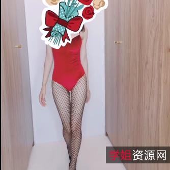 A姐珍藏视频合集：11个视频共742M，P站美女Ameskiss精彩表演