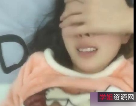 少女杀手粉红睡衣