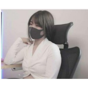 美少女《你的小秋秋》合集，身材气质兼备，3集共337m，性感美女资源！