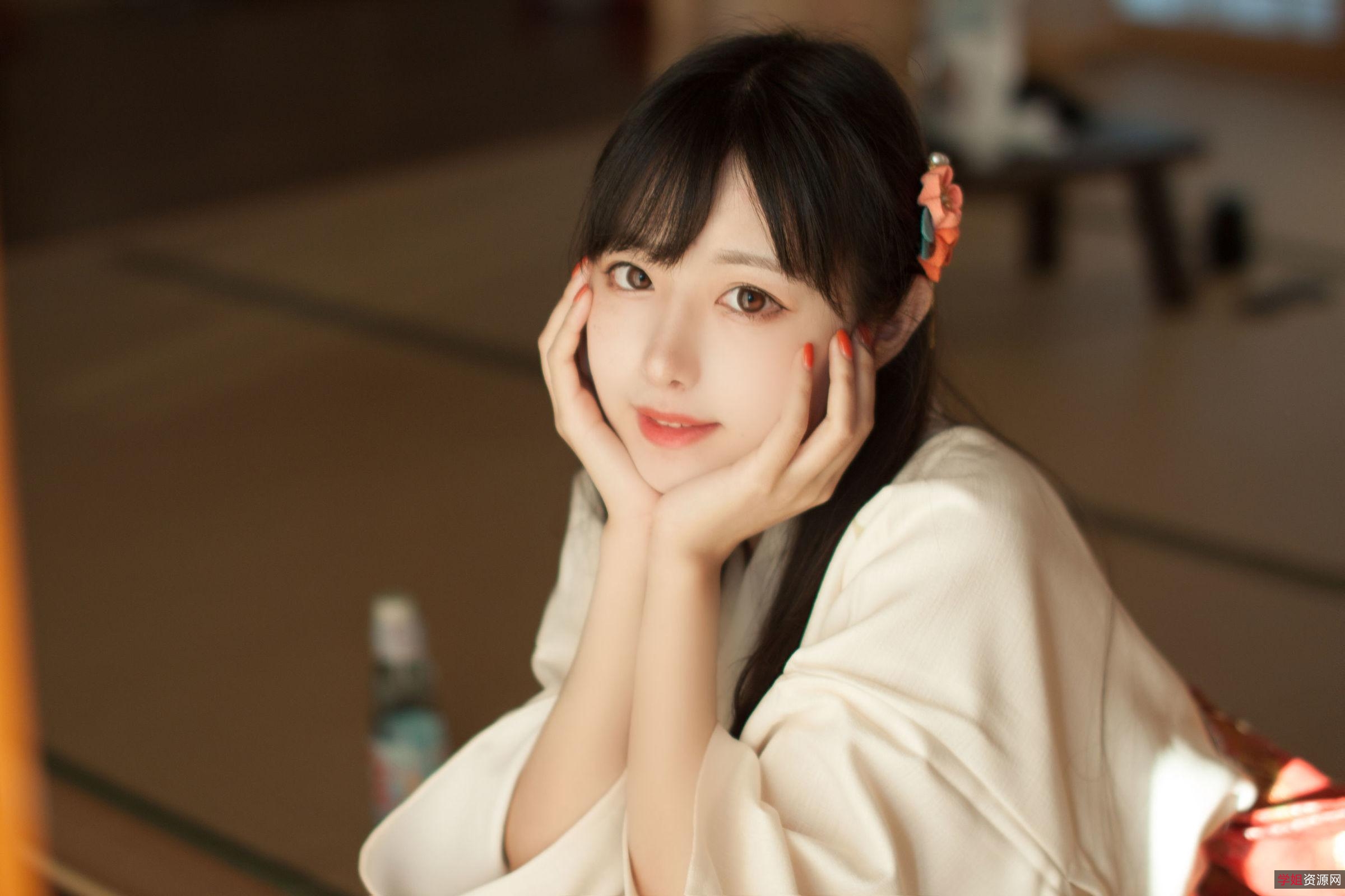 Shika小鹿鹿推特合集:1.99G精彩cosplay作品