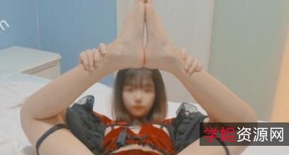 浮力姬小余COS动漫反差婊,4个视频总大小575M