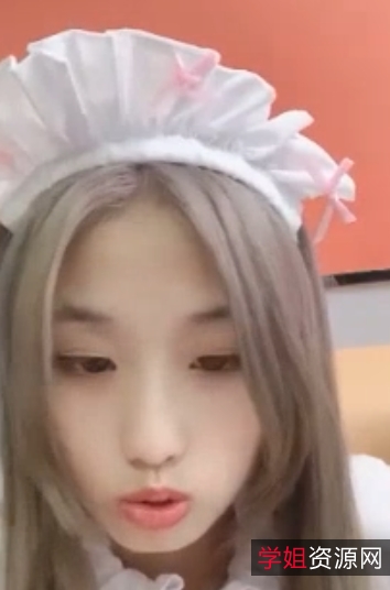 清纯大一学妹自娱自乐直播合集:67V+22G视频互动,YY上的乖乖女