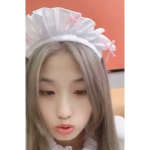 清纯大一学妹自娱自乐直播合集：67V+22G视频互动，YY上的乖乖女