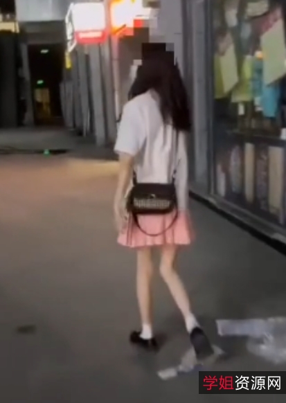 海角社区自行打包大合集93个视频13.4G爱自取