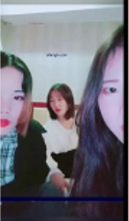 一群00后在团建上玩得非常开心，场面非常奇妙
