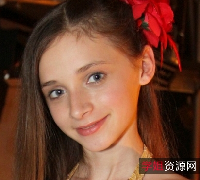 可爱妹子AliceL泳装合集，15套照片+22个视频，气质真的让人着迷