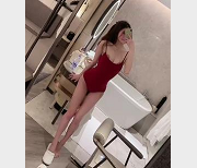 歆酱大合集：超乖巧光“阴”美女短视频露脸资源，高清水印，极佳身材相貌，11分钟粉嫩C字小姐姐T妇，观看下载