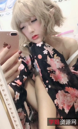 绝美校花浮力姬展示作品77V-1.5G，校花级美女主播你夏总的绝版合集，室外展示抖M尽显颜值丰R