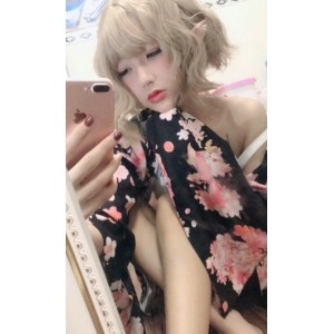 绝美校花浮力姬展示作品77V-1.5G，校花级美女主播你夏总的绝版合集，室外展示抖M尽显颜值丰R