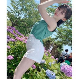 抖音热舞美女《三寸妹子》学生服装私房作品高清视频2.57G