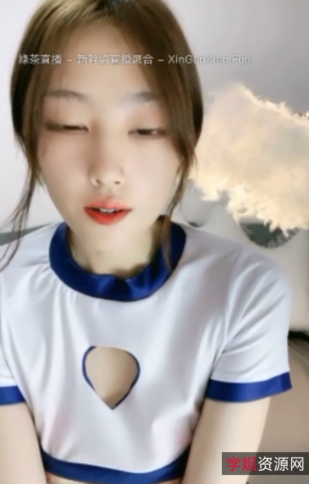 超级女神露露美腿舞蹈原创视频0.8GB超清录制