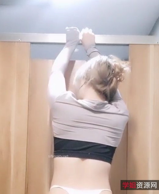 《健身房翘臀妹子桃桃视频大放送!收藏量高达800,新增4月31v作品》