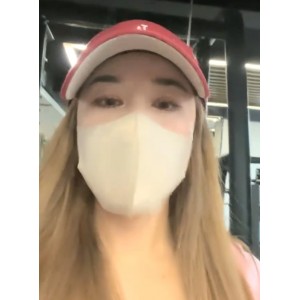 《健身房翘臀妹子桃桃视频大放送！收藏量高达800，新增4月31v作品》