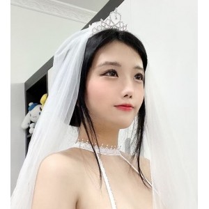 华丽婚礼现场，喵四身诅情婚纱，搭配8v1.45g珠宝，收藏量飙升，百度搜索探索更多