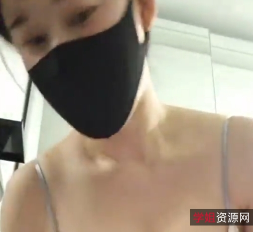 熊猫团BJ智仁in0410私拍视频集合，75个19.7G，百度ED2K独家收藏