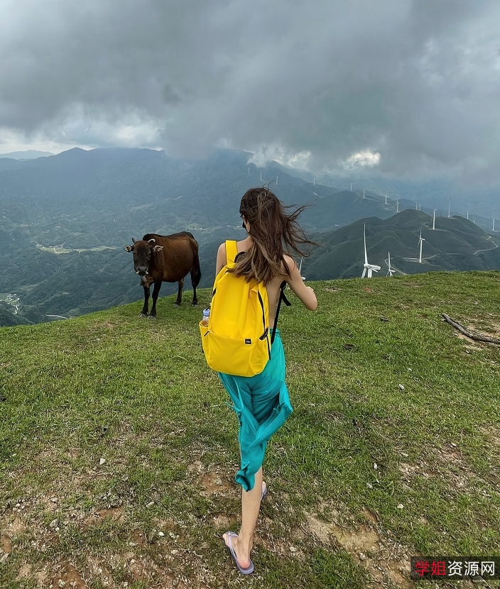 “中国男子展示珍贵收藏品,包括两个男同+52bailI,2.036g视频震撼发布!”