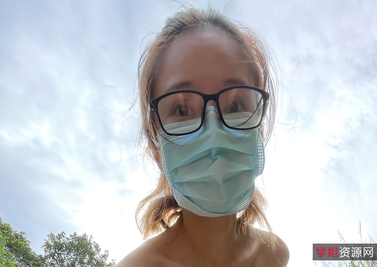 “中国男子展示珍贵收藏品,包括两个男同+52bailI,2.036g视频震撼发布!”