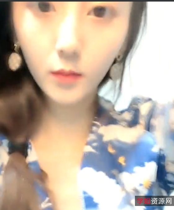 小可爱主播,长得可以,漏的不多,29个视频,15.6分钟/视频,按需下收藏