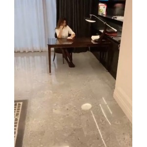 电竞女神GatitaYan作品合集：高质量视频展示游戏技巧和魅力身材
